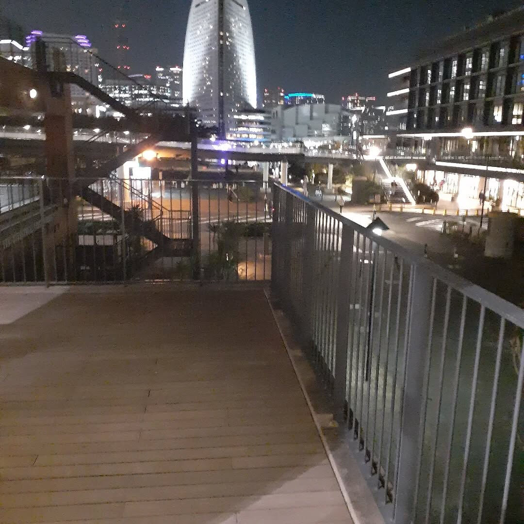 夜のみなとみらいの景色